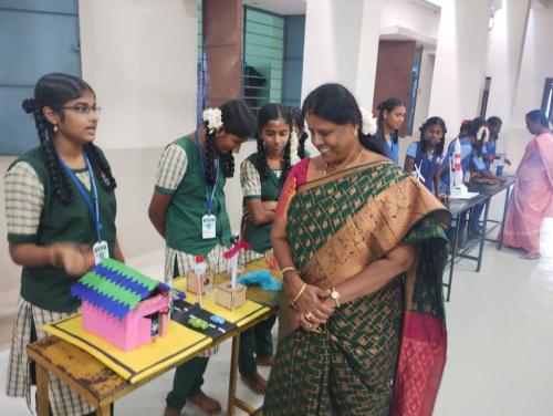 அறிவியல் கண்காட்சி 